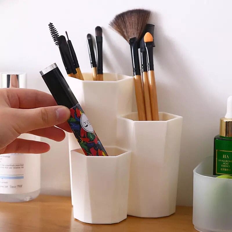 3 Grids Cosmetic Make-up Brush Storage Box, Makeup Nail Polish Cosmetic Holder, Make Up Pen Holder Rack, Multifunctional Desk Organizer Pencil Holder, Desk Dresser Vanity Bathroom Countertop 3 Grids Cosmetic Make-up Brush Storage Box, Makeup Nail Polish Cosmetic Holder, Make Up Pen Holder Rack, Multifunctional Desk Organizer Pencil Holder, Desk Dresser Vanity Bathroom Countertop